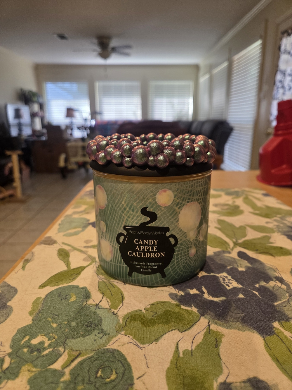 Bath & Body Works Candy Apple Cauldron Candle with Iridescent Beaded Bracelet